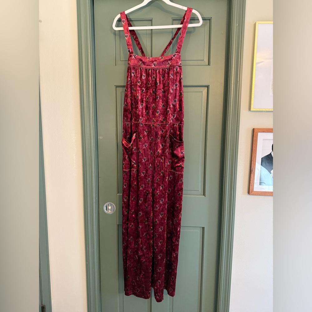 Natural Life Oversized Velvet Jumpsuit/ Overalls Size: L